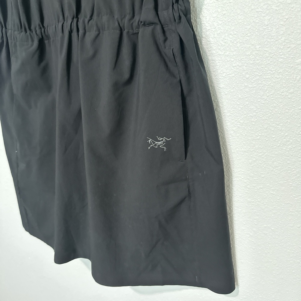 The Arc'teryx Contenta Dress Womens Black - Picture 4 of 6
